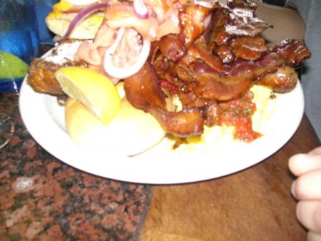 Breakfast à volonté, l'assiètte de Ju